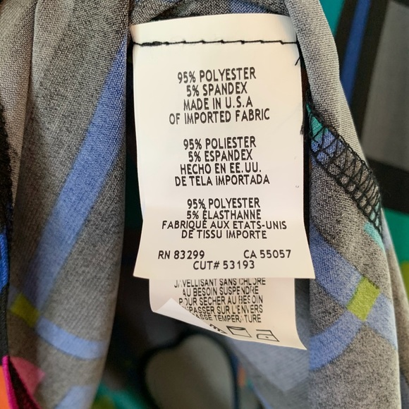 Annalee & Hope Retro Geometric Colorful Block Top - Picture 11 of 11